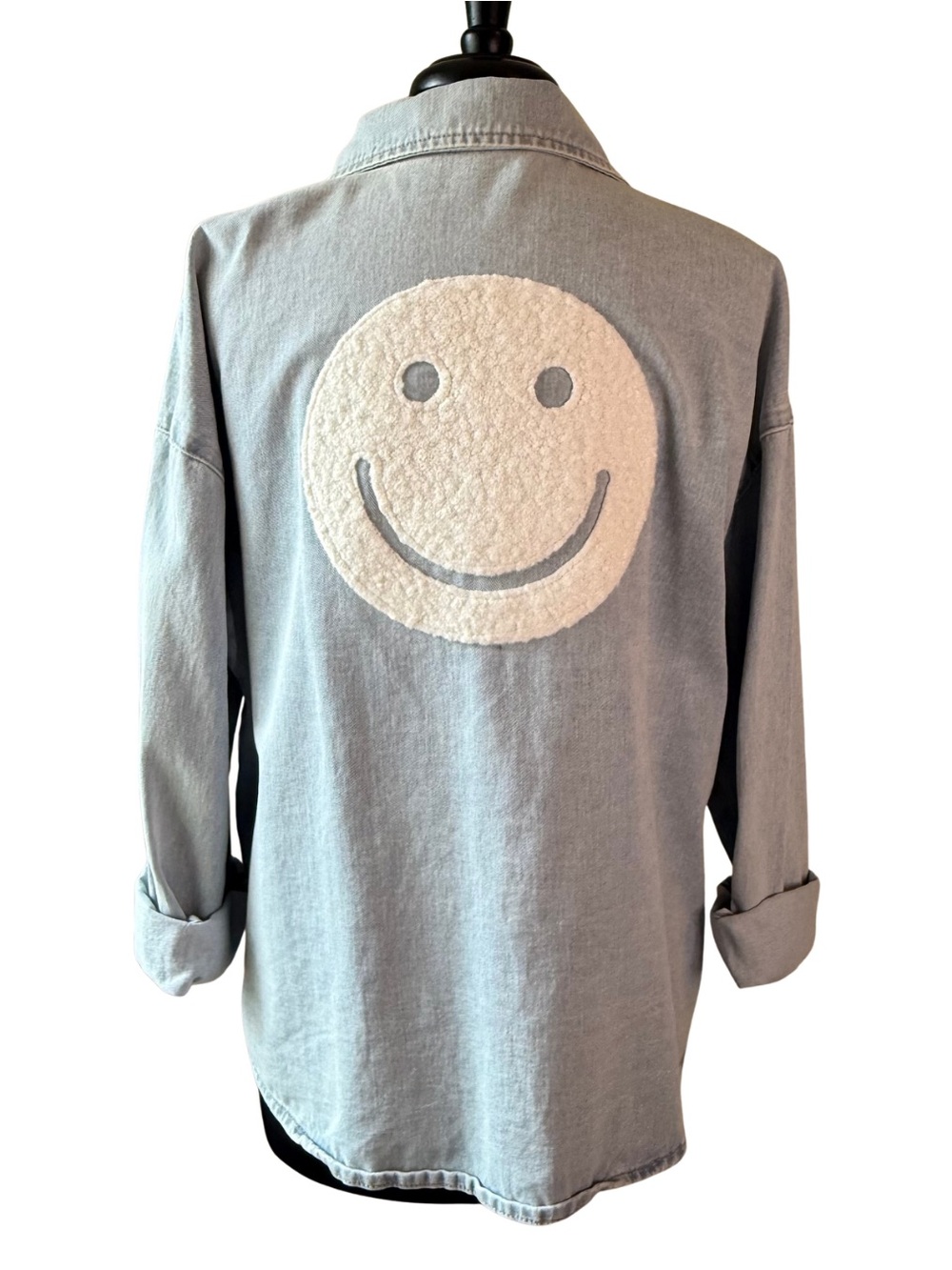 CHARLIE B Blue Denim Jacket Size Large Embroidered Hearts Smiley Face